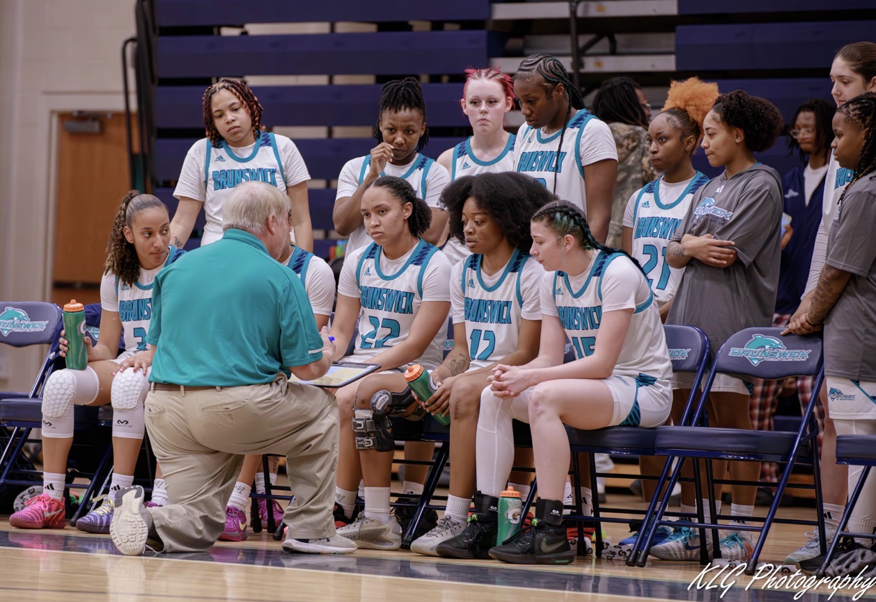 Lady Dolphins Roll Versus Southwest VA 74-46
