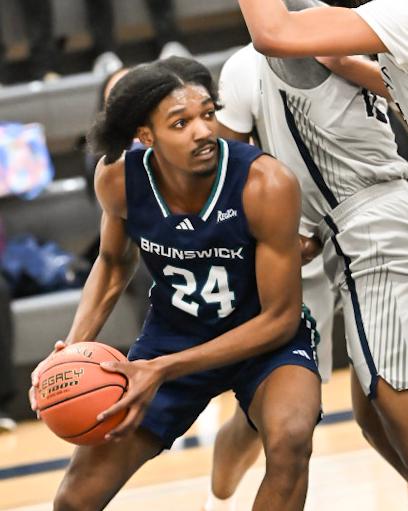 Jamie Brooks led the Dolphins with 24 points